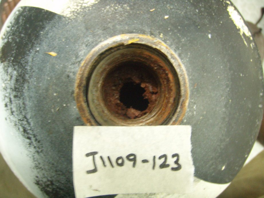 Cylinder - internal corrosion - 001